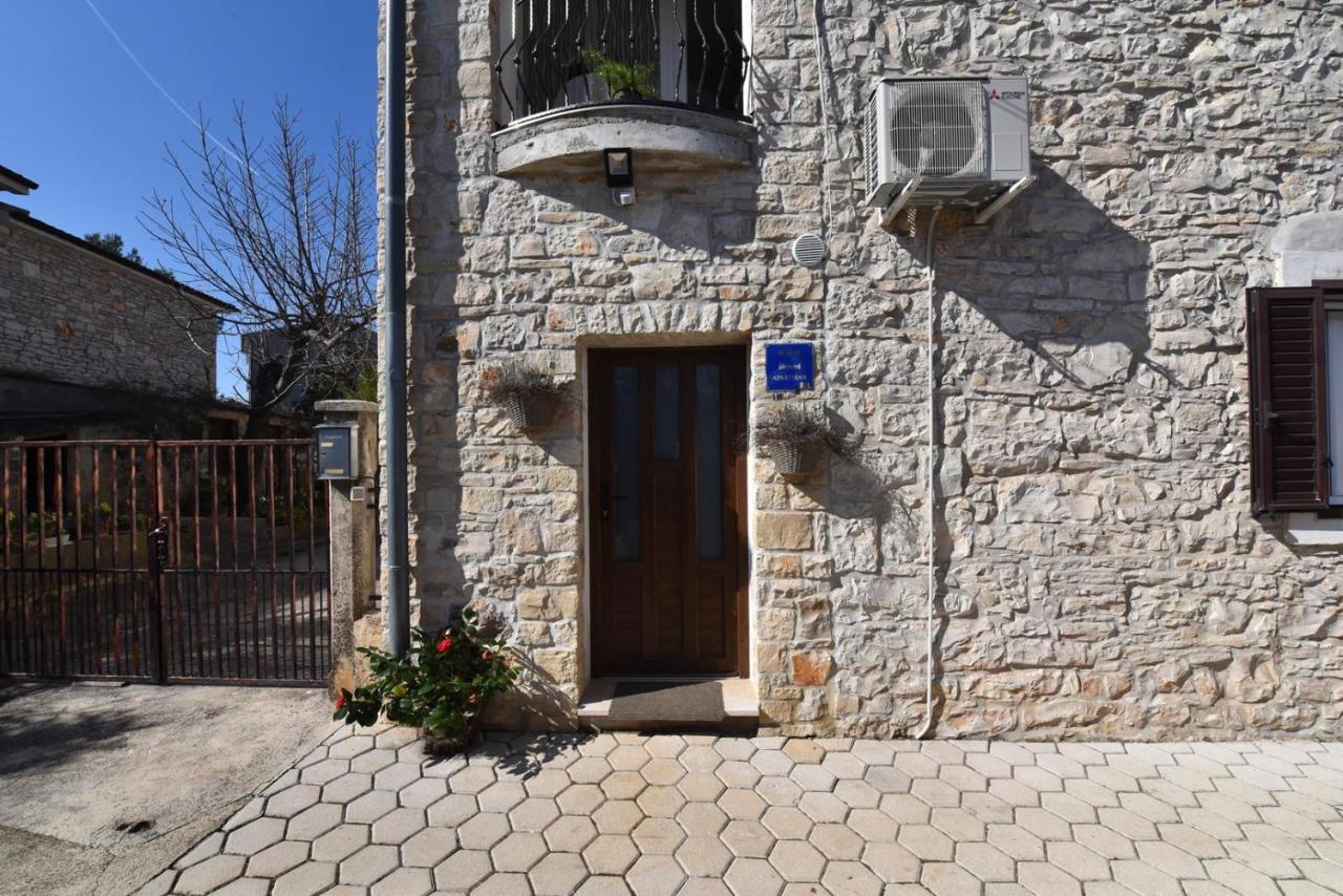Apartment Nona Tar-Vabriga Εξωτερικό φωτογραφία